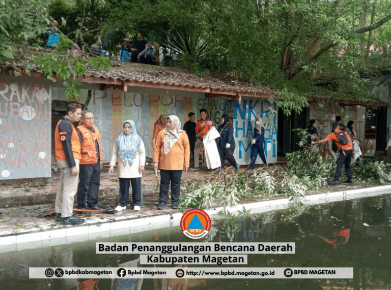 BPBD Kabupaten Magetan Turut Serta dalam Aksi Indonesia ASRI Bersihkan Kawasan Bekas Kolam Renang Duta