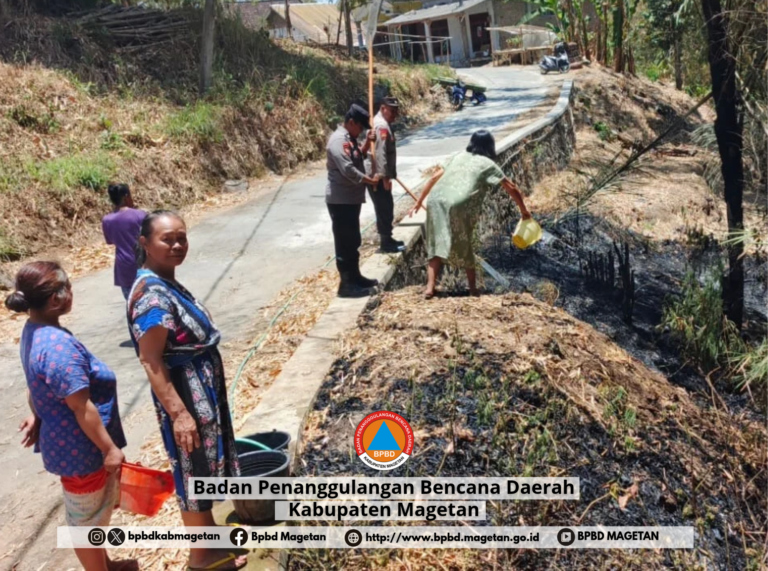 Gotong Royong Warga Padamkan Kebakaran Lahan Bambu di Plaosan, BPBD Lakukan Pembasahan